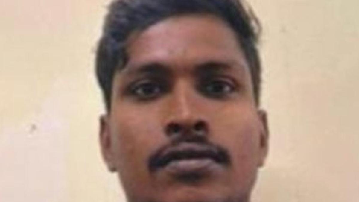 Chennai police arrest murder suspect after shooting him in the leg near Indira Nagar MRTS station